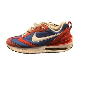 Air max dawn size 10.5 color red blue